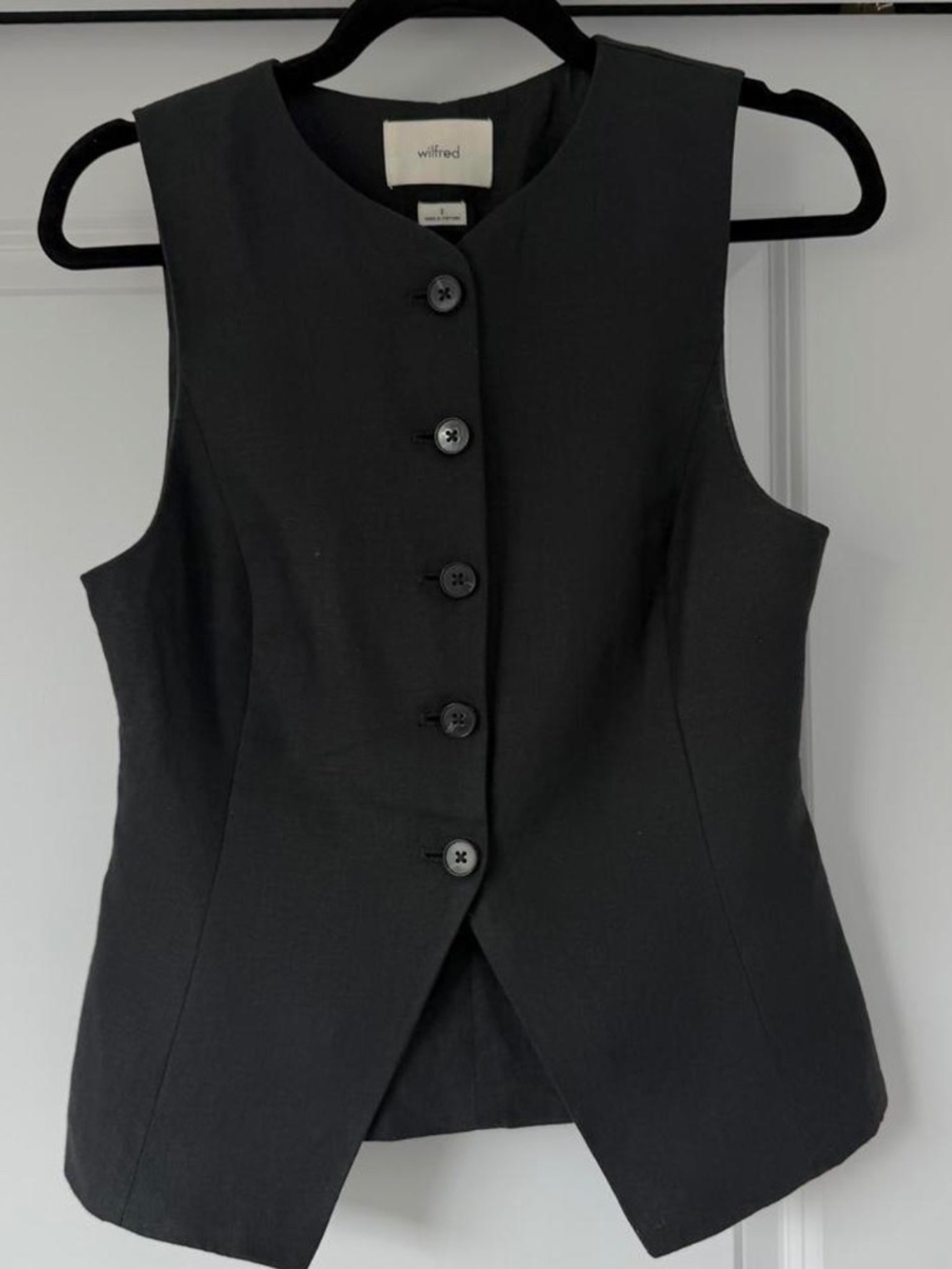 Aritzia Wilfred Black 100% Linen Vest